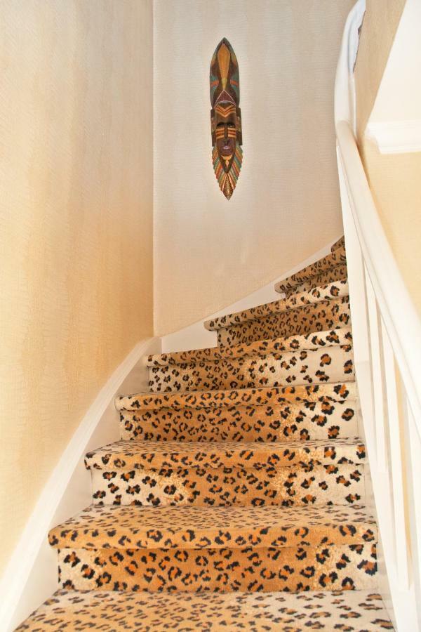 Lion Homestay Munich Exterior photo