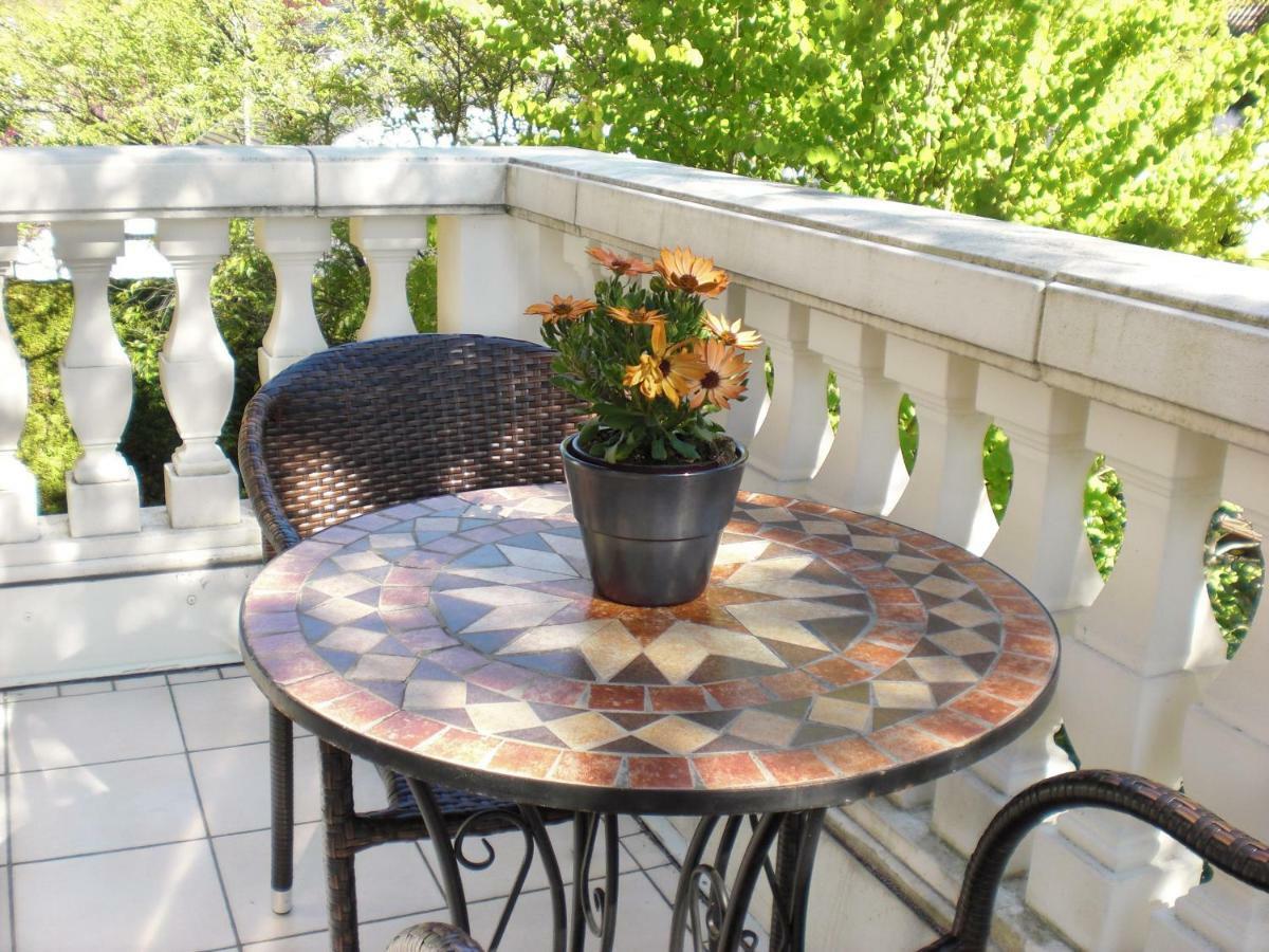 Lion Homestay Munich Exterior photo